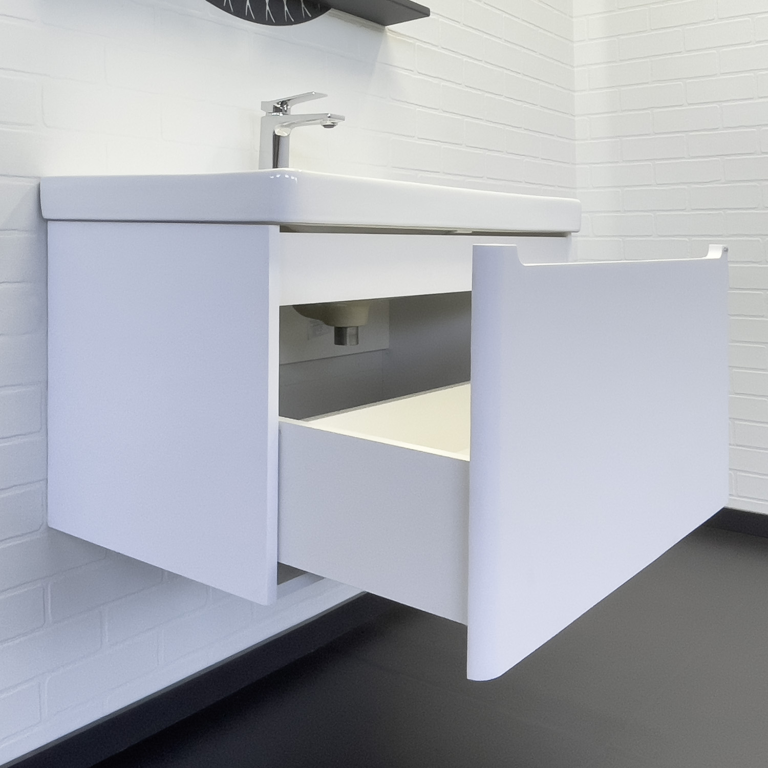 Подвесная тумба-умывальник Comforty Арзамас-80-1 белая матовая с раковиной 4480