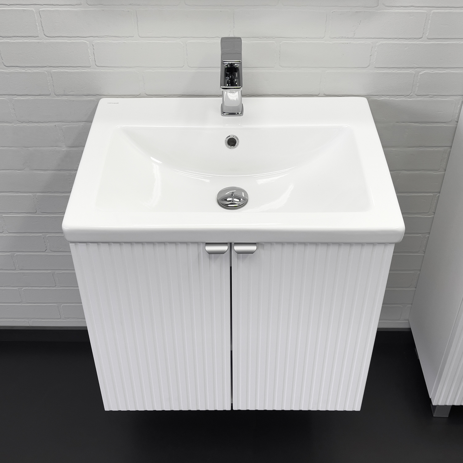 Тумба-умывальник Comforty Лима-60П белый матовый с раковиной Комо 60