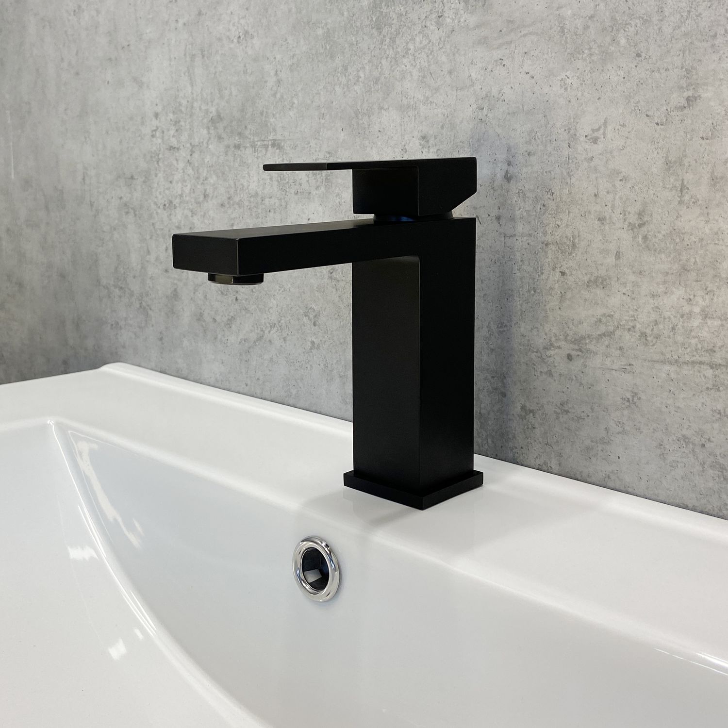 Смеситель для умывальника Comforty FC045A-CMT