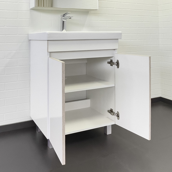 Мебель для ванных комнат 50 - 60 см 