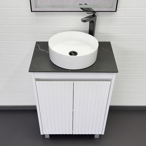 Новая коллекция мебели для ванной комнаты Comforty Двина 60